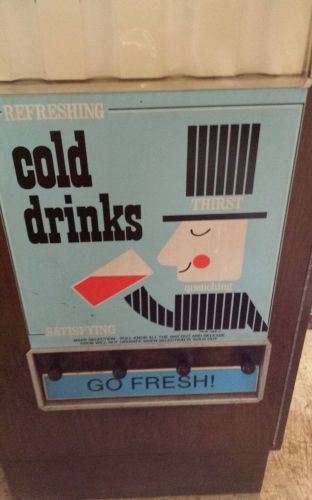 Vintage Soda Vending Machine Refreshments Cold Drinks Pull Knob Works W/ Keys !!