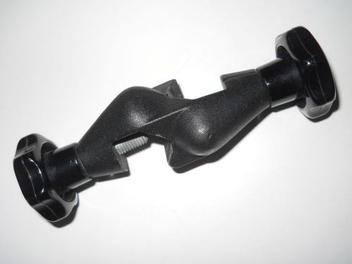 Unbranded 2-way black boss head laboratory clamp for 5/8&#034; &amp; 1/2&#034; rods for sale