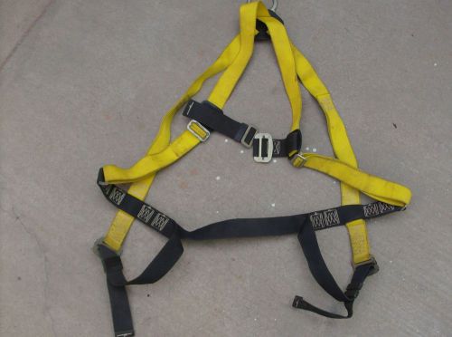 Safewaze Fall Protection Safety Harness Only 310 lb Capacity USA