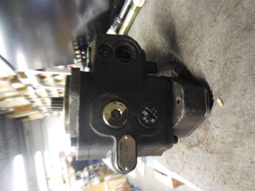 NEW CASE 401363A2 HYDRAULIC PUMP 337-9202-007 PARKER COMMERCIAL