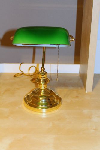 Beautiful  Bankers Desk Lamp Green Shade