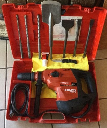 HILTI TE 70 Avr HAMMERDRILL, EXCELLENT CONDITION, LOOK , FAST SHIPPIN