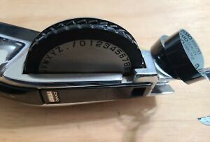 Dymo 1570 Deluxe Tapewriter Label Maker