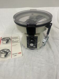 Clay Adams MP Readacrit Model No.0591 With Manual And Original Magnifying Glass!