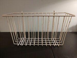 METRO 7&#034; DEEP WHITE BASKET 13-3/8&#034; X 5&#034; X 7&#034; (White)
