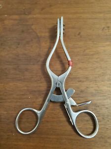 Weitlander Retractor 5 1/2&#034; Sharp 3 x 4 Prongs German Stainless