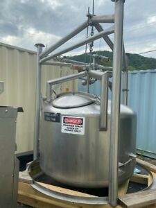 Stainless Steel 500 Gallon sponge slurry scale tank