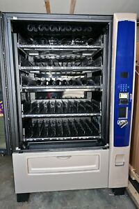Crane Combo Vending Machine Model 472D - Very Good Condition