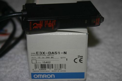 OMRON PHOTOELECTRIC SWITCH  E3X-DA51-N  (NIB)