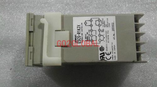 Omron Temperature Controller E5CS-R1KJX used