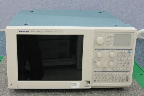 Tektronix TLA704 Logic Analyzer Mainframe (As-Is&amp;Just for parts)