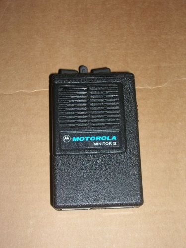6 Motorola Minitor II Pagers &amp; Chargers