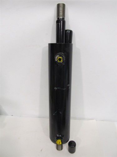 Spicer / Dana R30SL117-1X Hydraulic Steering Cylinder