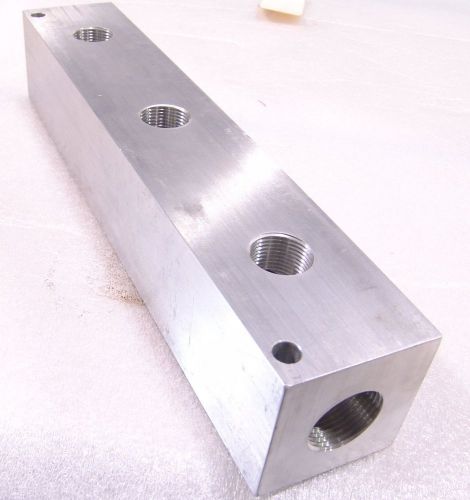 Hydraulic manifold aluminum 1&#034; inlet (3) 3/4&#034; outlets 13&#034; x 2-1/2&#034; unused for sale