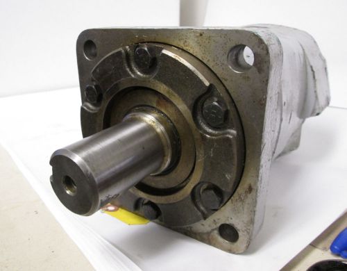Char-Lynn Eaton 112-1067-006 Hydraulic Pump Motor