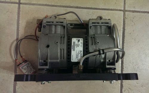 Rietschle thomas 2660ce32-190d motor vacuum pump  used working 115v for sale