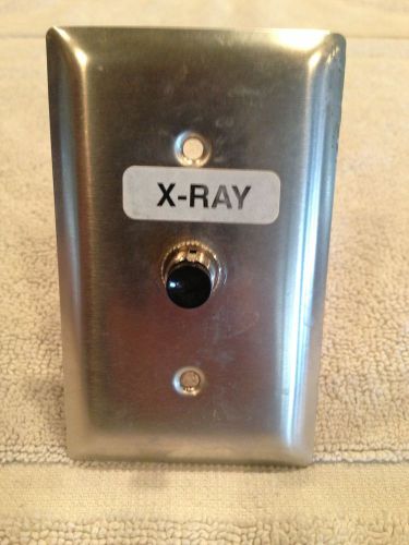 Dental x ray remote switch with face plate used