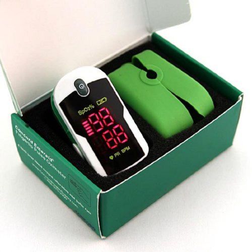 Fingertip Pulse OTC Oximeter Monitor Oxygen Blood Flow Meter Rate w/Case &amp; Cover