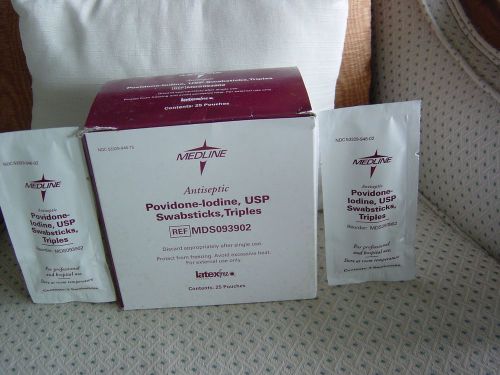 Providone iodine USP Swapsticks, Triples 1 box with 25 pcs