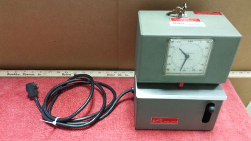 Lathem Heavy Duty 2123G  Manual Analog Time Clock Recorder w/ 2  Keys