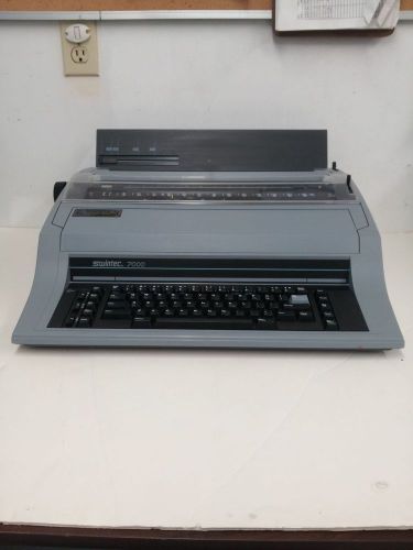 Swintec 7000 Electronic Typewriter