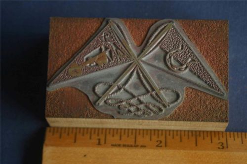 Letterpress Printing Block Flags Pennants with Horse Shoe and Key     (008)