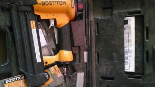 Bostitch Magnesium Nailgun FN16250