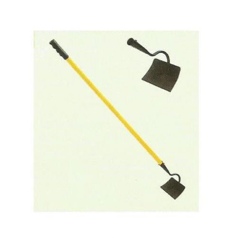 Lot of tow(2)  garden onion hoe   garden tool   - soh - 5070 with steel handle for sale