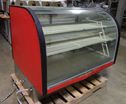 H.D. COMMERCIAL &#034;DELFIELD&#034;  LIGHTED CURVED GLASS BAKERY/PASTRY DISPLAY CASE