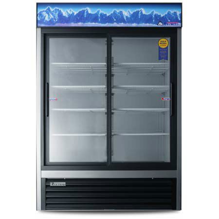 New  53 1/4 &#034;  2 sliding door refrigerator   everest  model emgr48 for sale