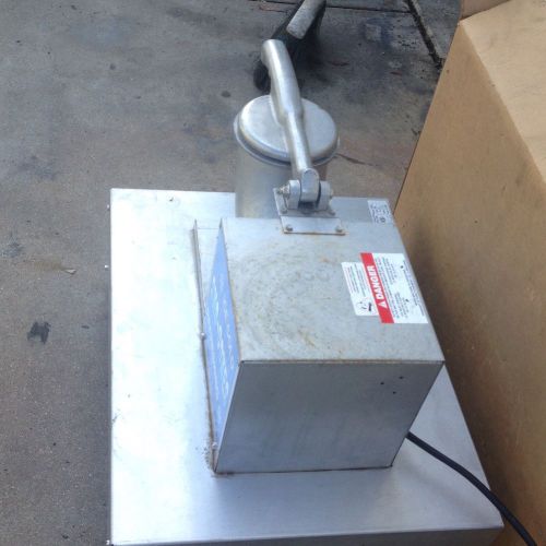 Paragon port-a-blast commercial ice crusher sno cone machine 6133510 for sale