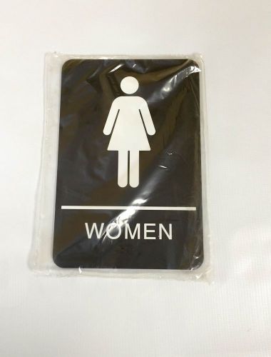 Black and White Women&#039;s Bathroom Sign - 6&#039;&#039; by 9&#039;&#039;
