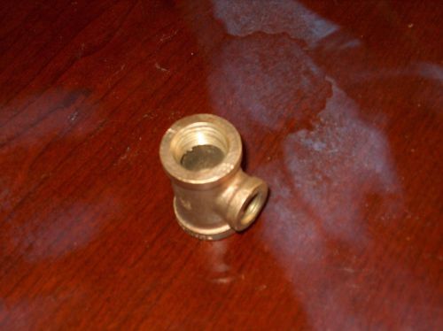 Pipe fitting connector - brass 1/2&#034; diameter npt 3 way t with 3/8&#034; side outlet for sale