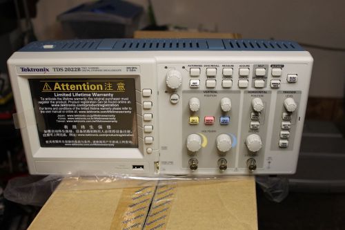 Tektronix TDS2022B Digital Storage Oscilloscope NEW, OPEN BOX