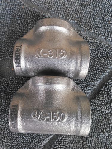 LOT OF (2) 3/8&#034; 316 STAINLESS TEE 150LB treaded
