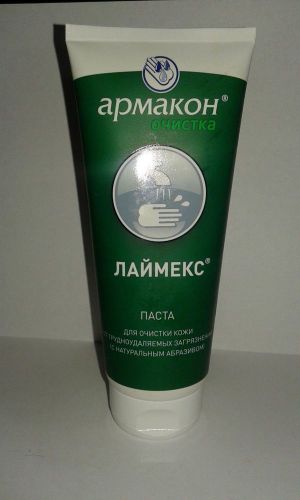 Paste for cleaning the skin stubborn dirt with natural abrasive Armakon Laymeks