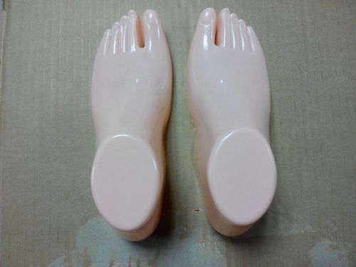 1 pair Pink Women&#039;s Shoe Stands Plastic Display Bottomless Adult Model Mannequin