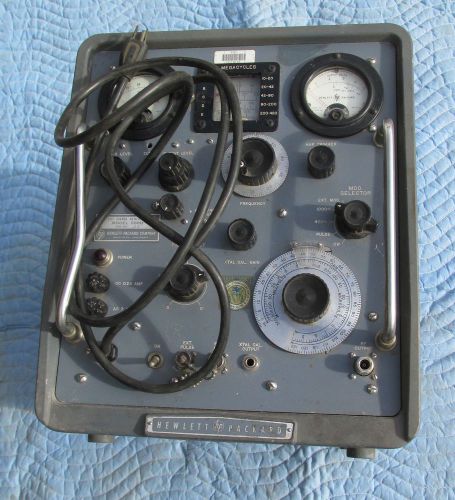HEWLETT PACKARD VHF SIGNAL GENERATOR MODEL 608B