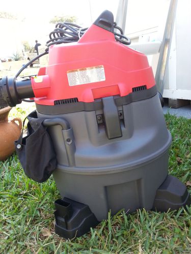 Ridgid HEPA Vacuum Wet / Dry With Filter 14 Gal Industrial NEW RV2400HF