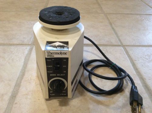 Thermolyne Mixer Model  Type 37600 Maxi Mix II Lab Equipment