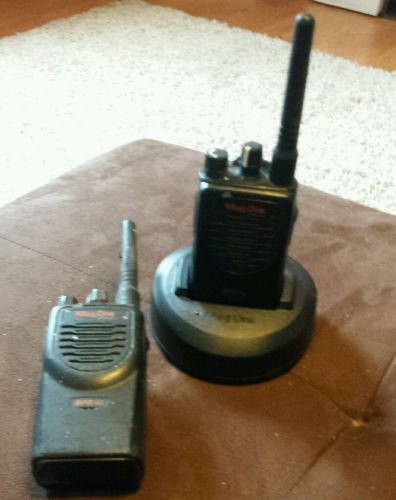 Mag one by Motorola walkie talkies bpr40