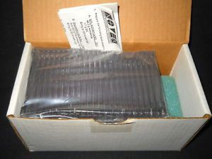 Box of (25) novex 1.0mm mini 8cm x 8cm empty gel cassettes, nc2010 for sale