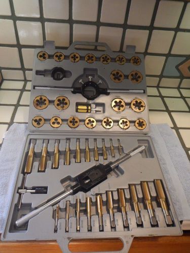 Large  45 piece standard size sae nc nf inch steel tap and die  set kit for sale