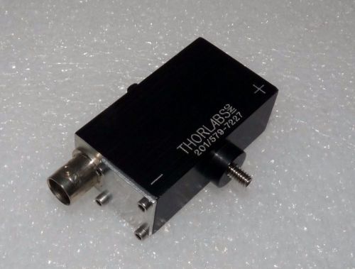 THOR LABORATORIES DET1-SI PHOTODETECTOR WITH NEW FRESH 22.5 VOLT BATTERY