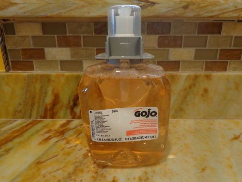 Gojo 5161-643 1250 ml 42 fl oz luxury foam antibacterial handwash refill nos for sale