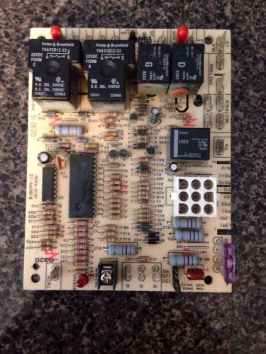 OEM Goodman B18099-13  1012-933D Furnace Control Circuit Board USED SHIPS FREE