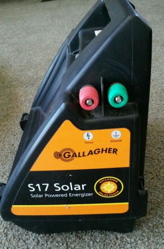 Gallagher S17 6-volt 0.17-Joules 10-Acre Solar Electric Fence Charger Energizer