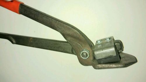 Short handle safety strap cutter Elmo Mfg Model E