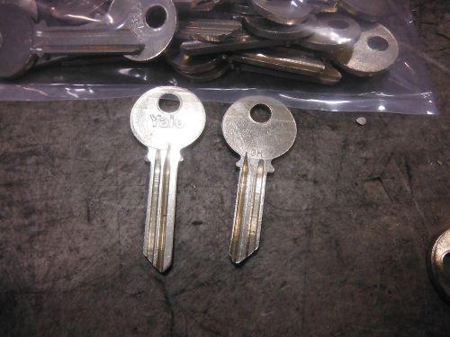 LOT OF 20 - YALE GH KEY BLANKS ~ NEW NOS