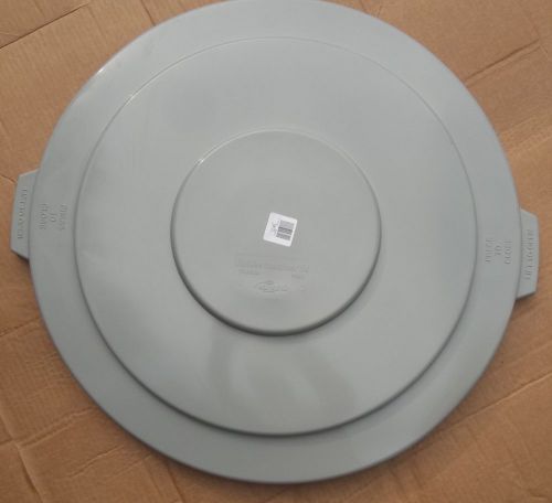 Continental 5501 Gray Lid For Round 55 gal Huskee Receptacles